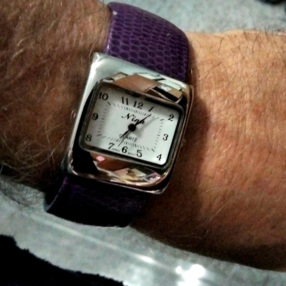 Nina Ladies "Cuff" watch - Picture 1 of 6